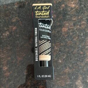 LA Girl Cream Foundation Makeup with Flawless Finish